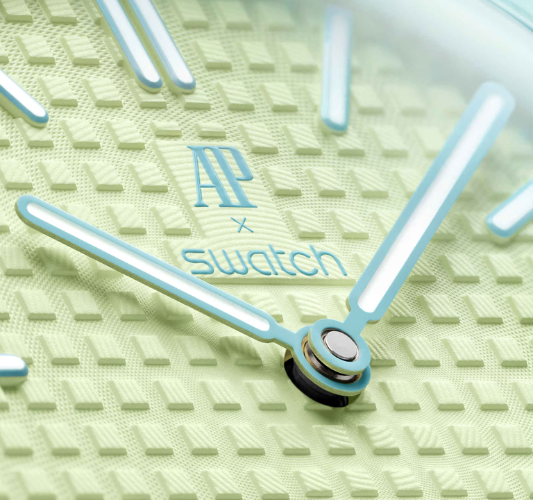 Audemars Piguet x Swatch Royal Pop Blaue Acht