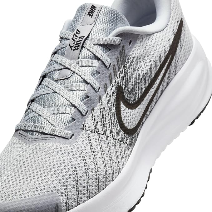 Nike Men's Run Defy Road Running Shoes